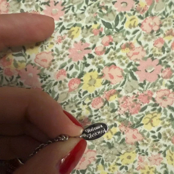 Vivienne Westwood Mayfair Bas Relief Bracelet - Picture 3 of 3